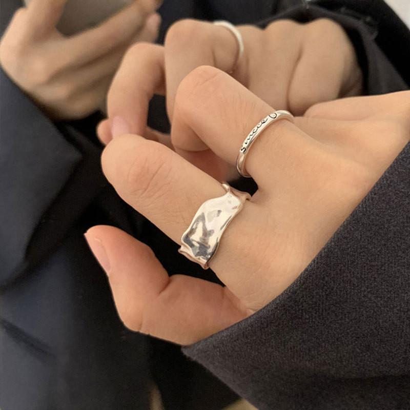 Красивое кольцо в корейском стиле с улыбающимся лицом для женщин в винтажном серебряном дизайне неправильной формы