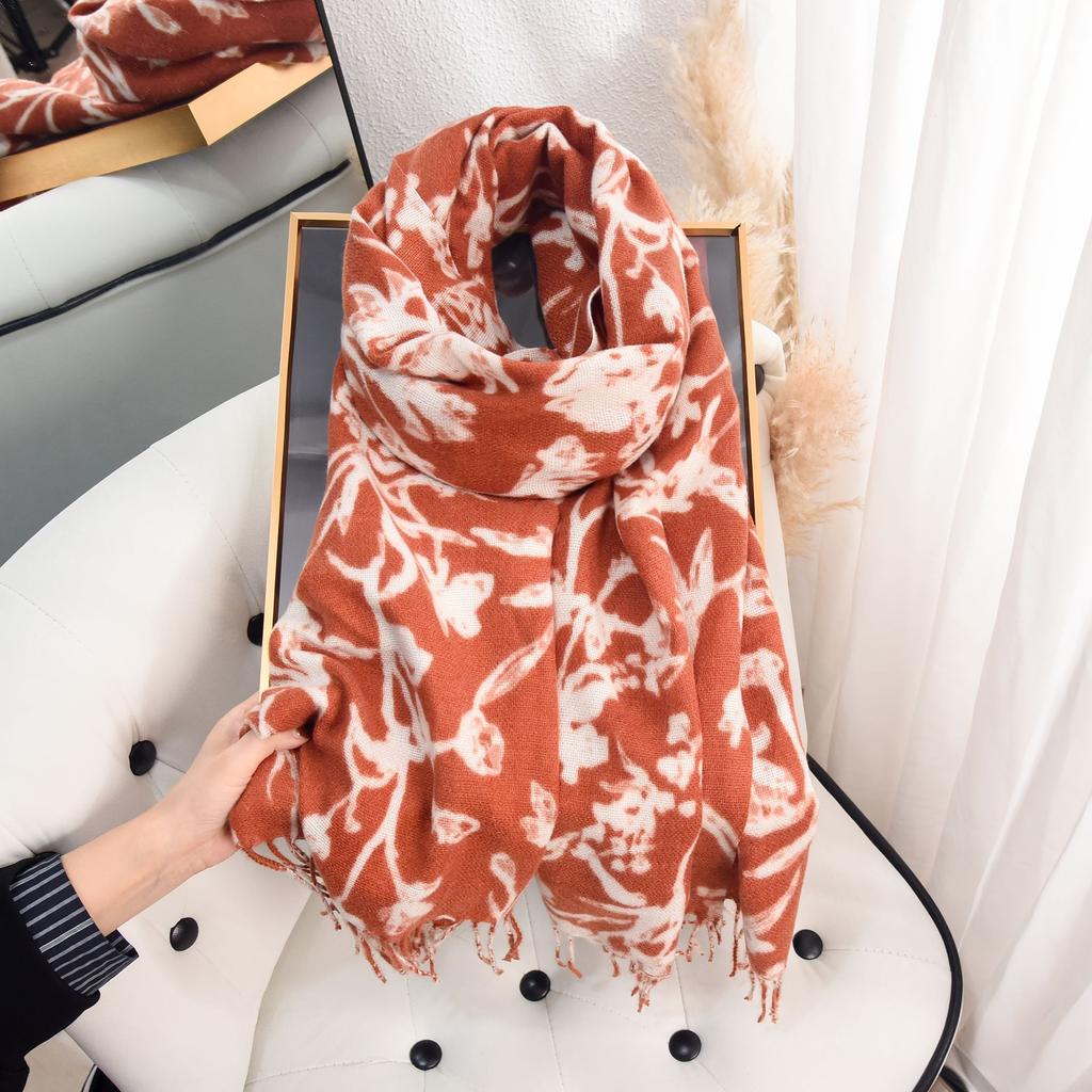 College Sweet Girl Fashion Flower Print Scarf Warm Thickened Imitation Cashmere Fringed Scarf