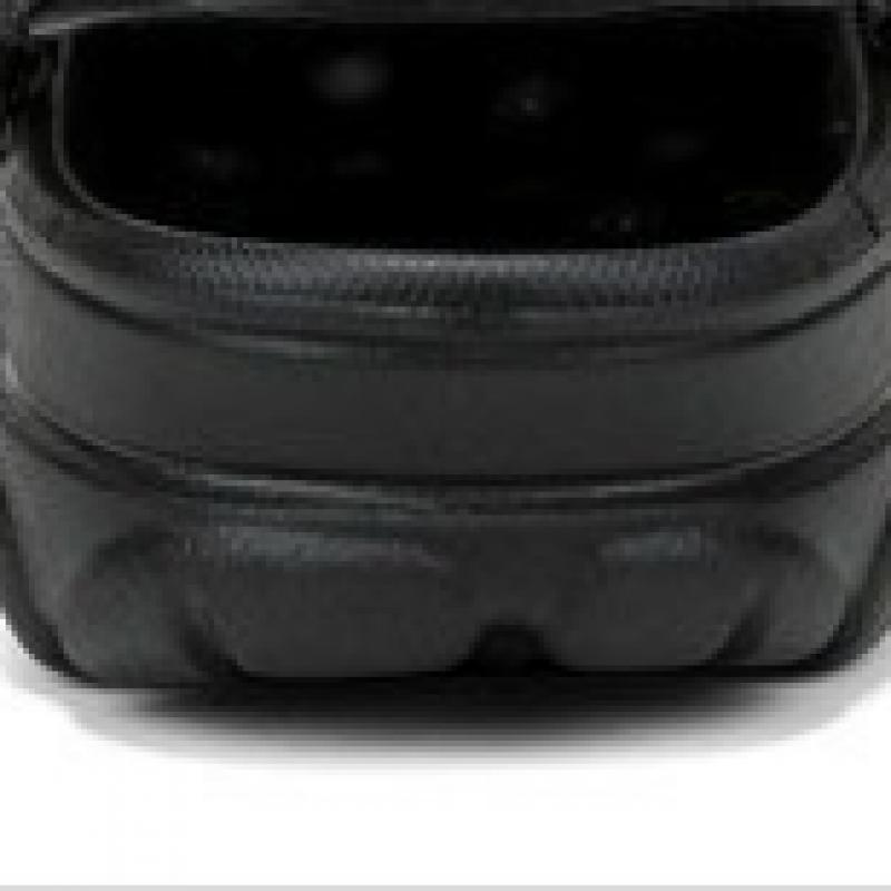 Выберите 1 из 5 классических вездеходных сабо Crocs