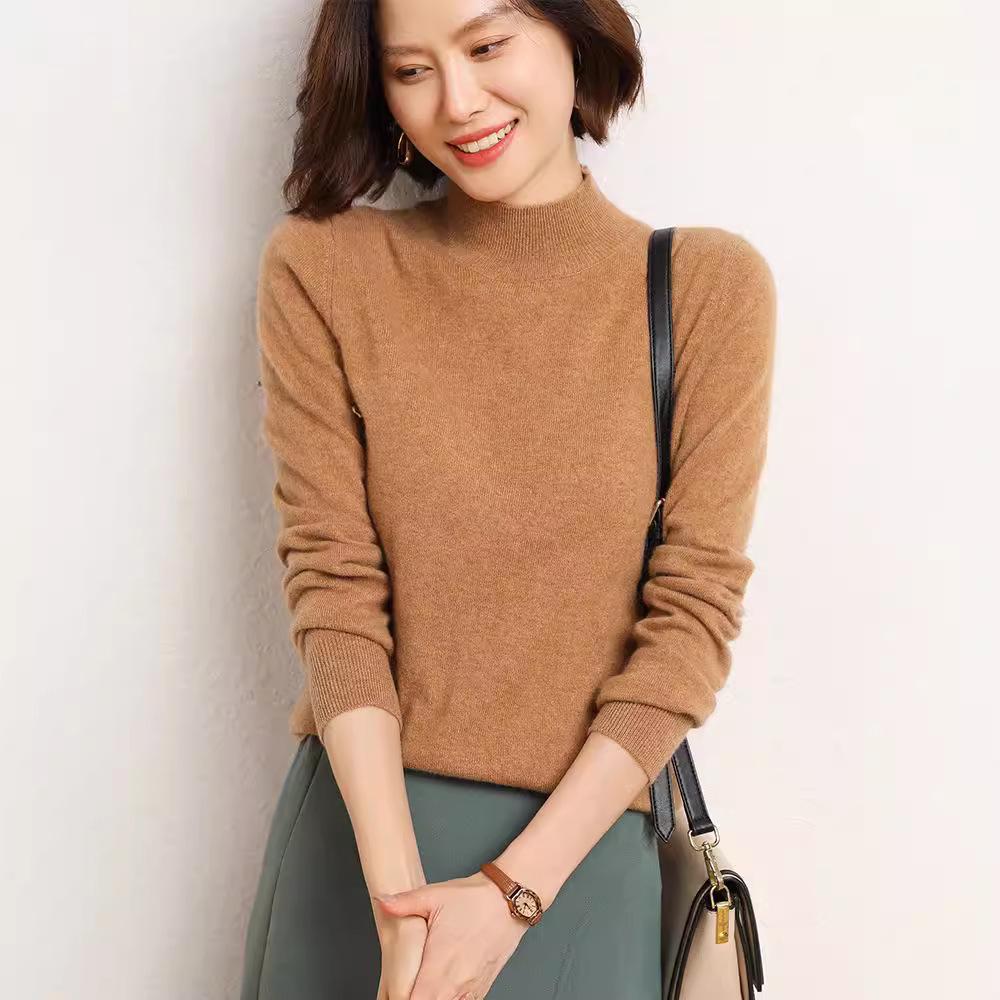 2024 Новый женский корейский стиль с полувысоким воротником и длинными рукавами, однотонный свитер, пуловер