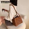 Women's Large Capacity Bucket Bag Vintage Textured Versatile Handbag Solid Color Single Shoulder Bag Shopping Messenger Bag
