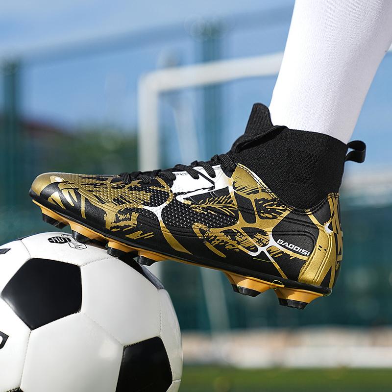 MAEDEF Men Comfortable Soft Breathable Soccer Football Shoes Lace Up Indoor Outdoor High Quality Anti-slip Man Training Sneakers