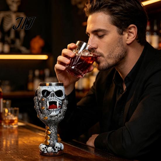 Dark Style Barware Horrible Resin Stainless Steel Skull Goblet, Retro Skeletal Wine Gothic Spooky Theme Tabletop Decor Cocktail Glasses, Vintage
