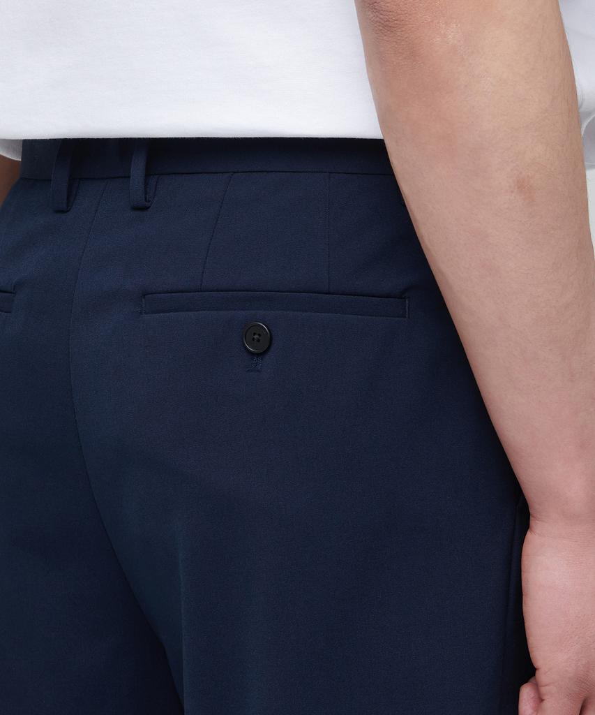 MUSINSA STANDARD Lightweight Hidden Banding Half Slacks [Deep Blue]