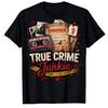Футболка с графическим принтом подкаста «True Crime Junkie»