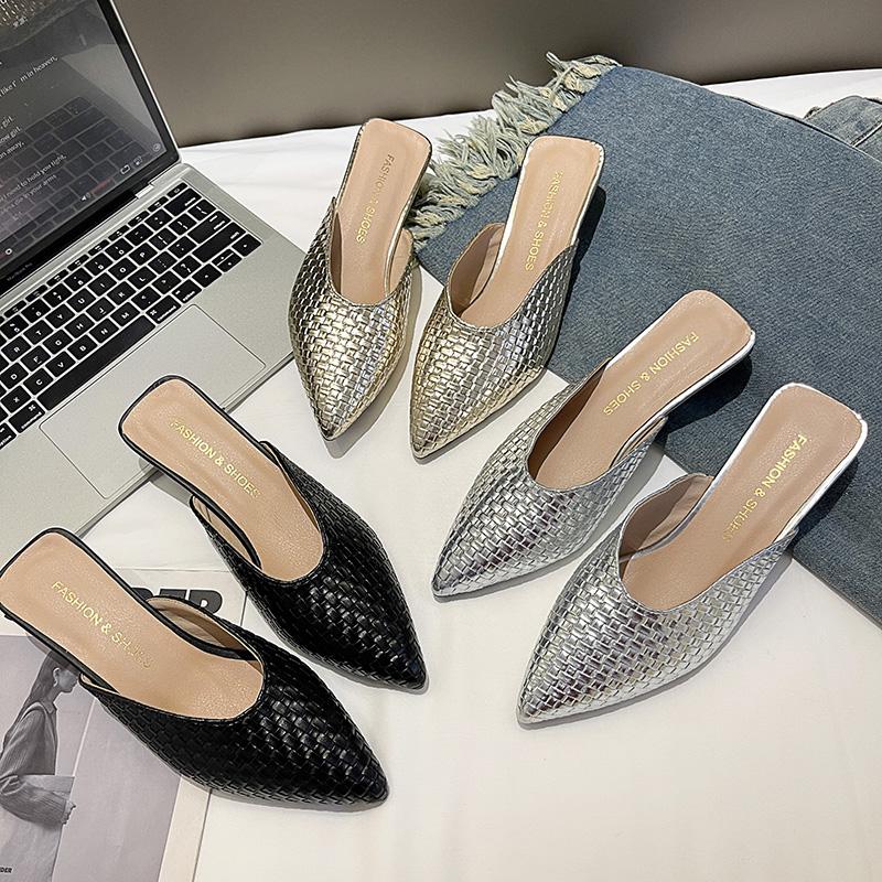 Модные женские туфли-шлепанцы баотоу, летняя пляжная обувь для женщин, с острым носком, на плоской подошве, женские сандалии, модные шлепанцы баотоу