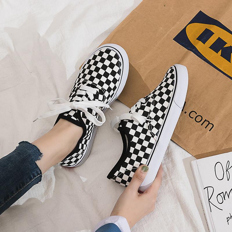 Canvas Shoes Schoolgirl Harajuku Ulzzang Black And White Plaid Retro Hong Kong Style Flat Baseplate Shoes Tide