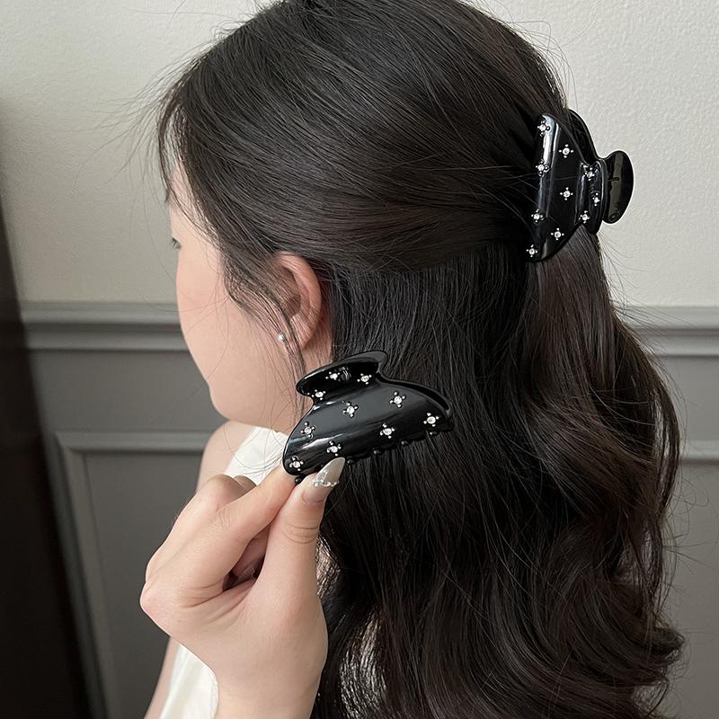 Sweet Rhinestone Hair Claws Vintage Elegant Crystal-Embellished Hair Clips for Women Simple Hair Accessories for Daily Party