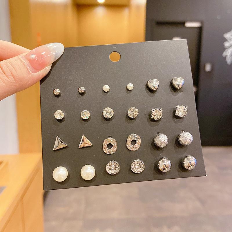 Women's High-End Plain Hoop Earrings: Light Luxury Ear Drops & Studs, Niche Design for Autumn/Winter.