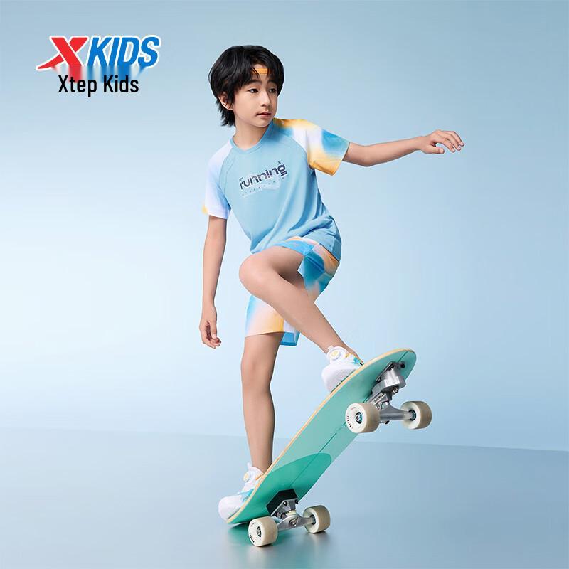 XTEP Boys' Sporty Quick-Dry Short Sleeve T-Shirt