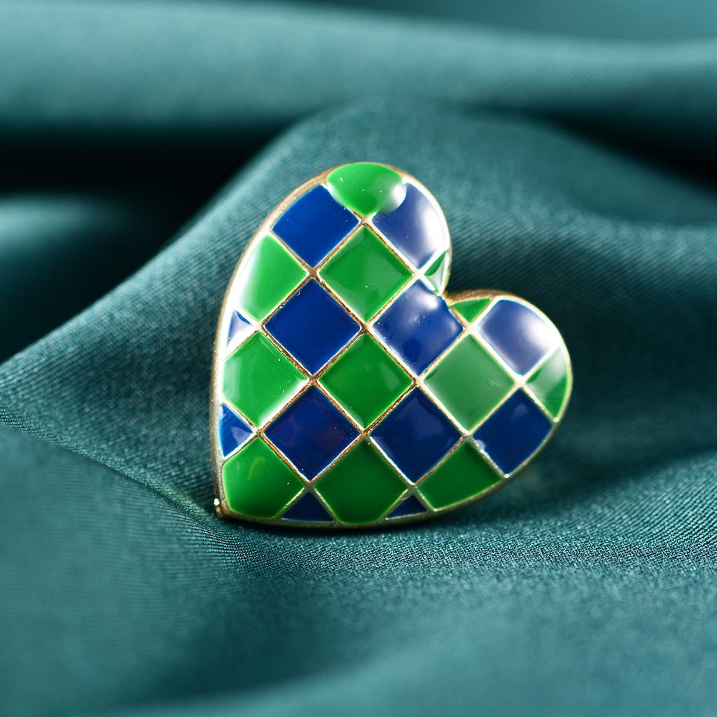 Blucome Mosaic Enamel Heart Shape Brooch Corsage Badge Special Design Brooches Collar Clip