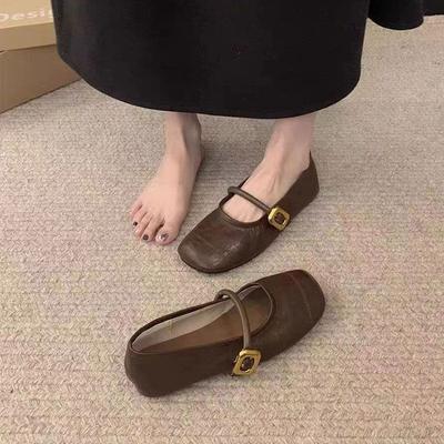 Корейский стиль фей однословная пряжка ремень ленивые туфли 2024 Интернет знаменитости жареные уличные высококачественные нескользящие туфли с мелким горлом