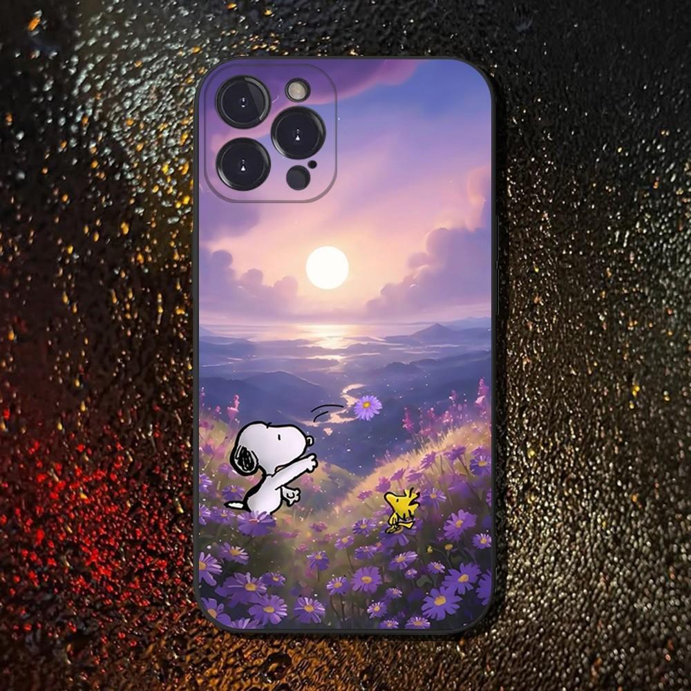 Мультяшный чехол для телефона с рисунком Снупи для iPhone 16,15,14,13,12,11 Plus,Pro Max,XS,X,XR,SE,Mini,8,7, Мягкий силиконовый черный чехол