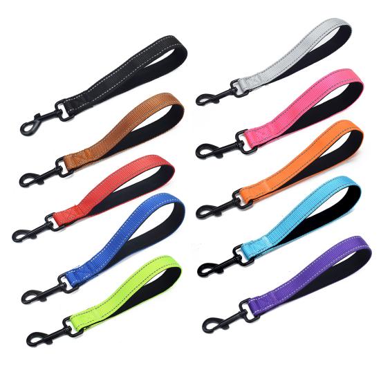 12-дюймовый короткий поводок для собак, прочные дорожные поводки с карабином, светоотражающий нейлоновый поводок для собак с мягкой ручкой для больших и средних собак