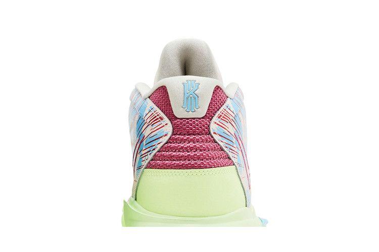 Nike Kyrie Infinity EP '1 World 1 People - Soft Pink'
