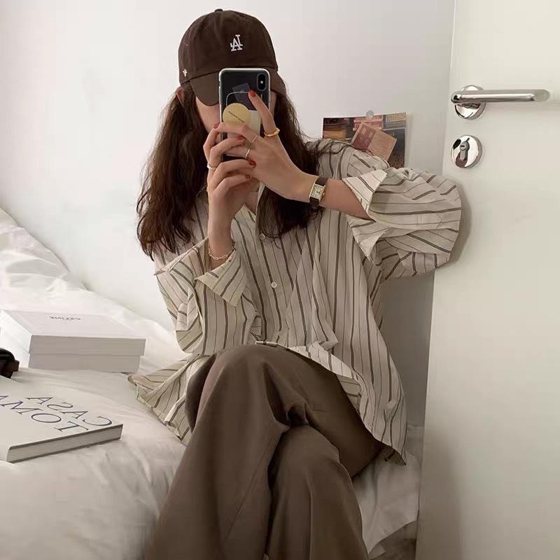 Spring Women's Long-sleeved Chic Design Sense Niche Blouse Vertical Striped White Apricot Shirt Shirt Women