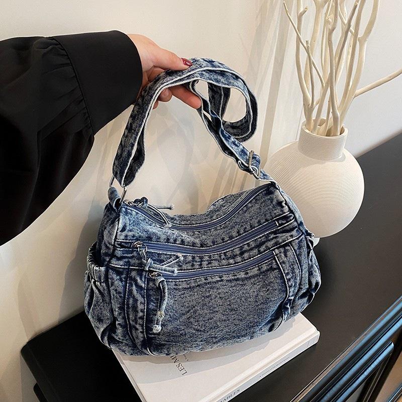 Women's Large Capacity Denim Crossbody Bag - Trendy Retro Shoulder Bag for Casual and Commute