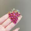 Light Luxury Grape Brooches For Women Girls Elegant Temperament Fruit Corsage Suit Pins Party Clothing Accessories Gifts