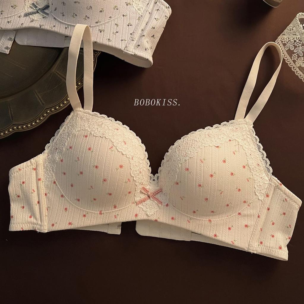 Sweet girl lace edge sexy underwear women's small breasts gather and show big anti-sagging bra women's cotton chest without steel ring