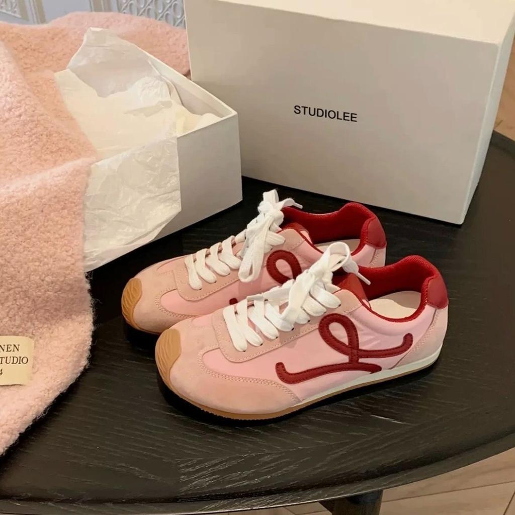 Retro German Training Shoes Women's 2025 Autumn New Big Head Ugly Cute Asymmetrical Lace-up Sports Casual Flat Forrest Gump Shoes