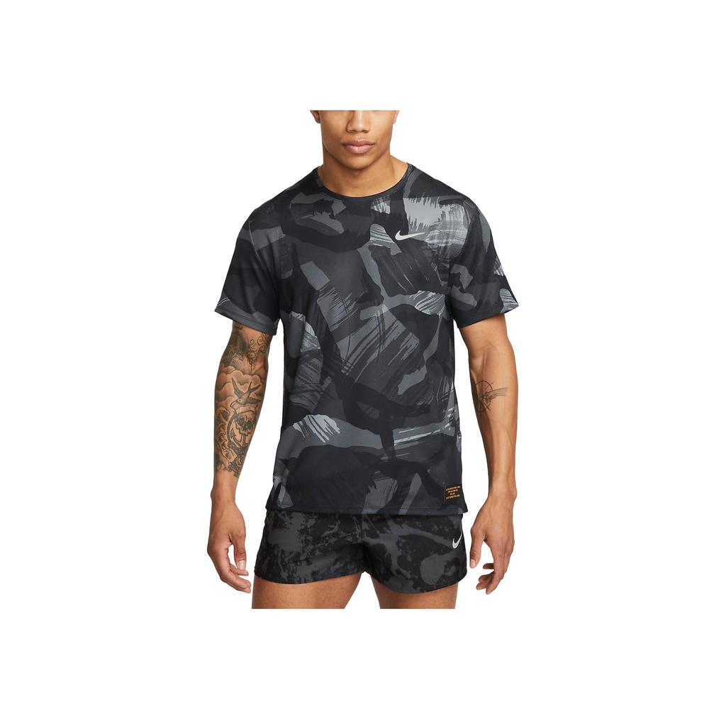Nike Dri-FIT Miler Slim Fit Camo, быстросохнущая удобная удобная футболка с круглым вырезом и короткими рукавами, мужские топы, черные FD4053-010