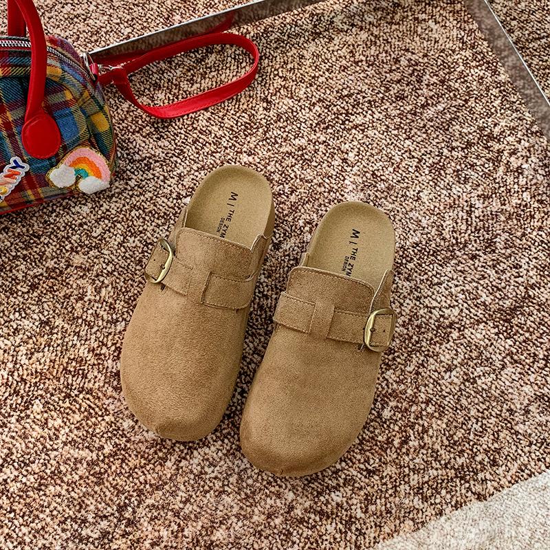 Модная женская обувь Женские тапочки с закрытым носком Женские сандалии Ретро мода Садовые клоги Шлепанцы 2025 Новые тапочки