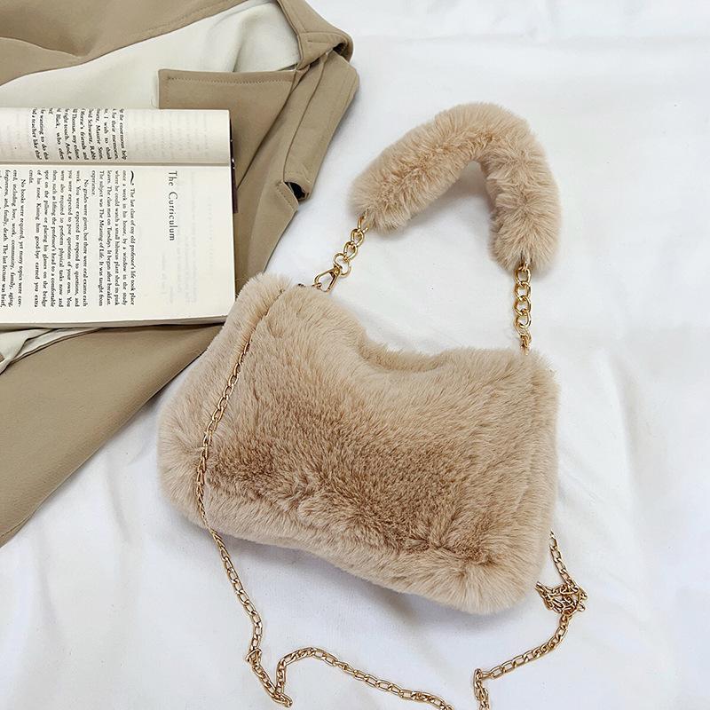 Simple Faux Fur Tote Bucket Bag Metal Chain Crossbody Bag For Women's Daily Casual Use Plush Bag Furry Purse CLE