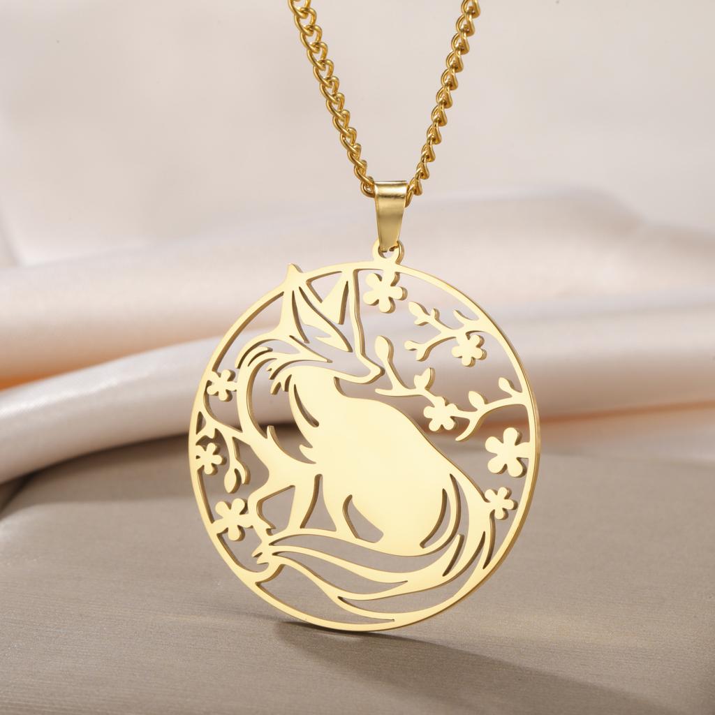 Cazador Stainless Steel Fox Tree Necklace Jewelry Animal Round Pendant Necklaces for Women Men Birthday Gifts 2026 Wholesale