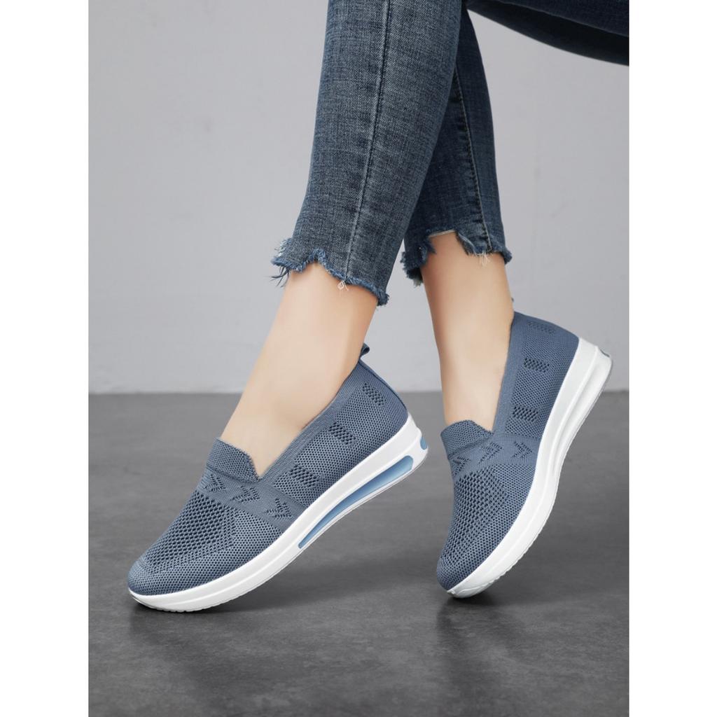 Shoes Women's Spring Flying Weave Breathable Casual Shoes, One Stirrup Shoes, Lightweight Walking Shoes Solid Colour Hundred Single Shoes
