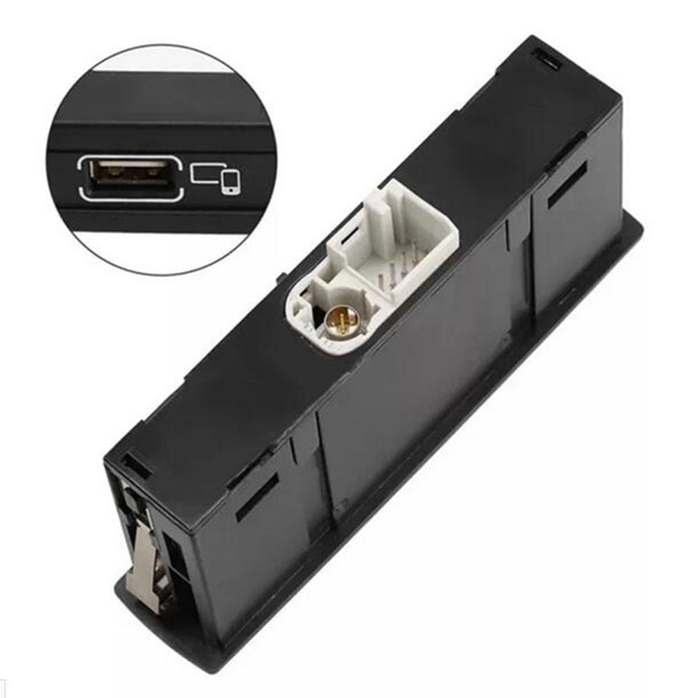 Center Dashboard USB Socket For Mercedes Benz CLS A GLA CLA GLE CLASS 1728202100