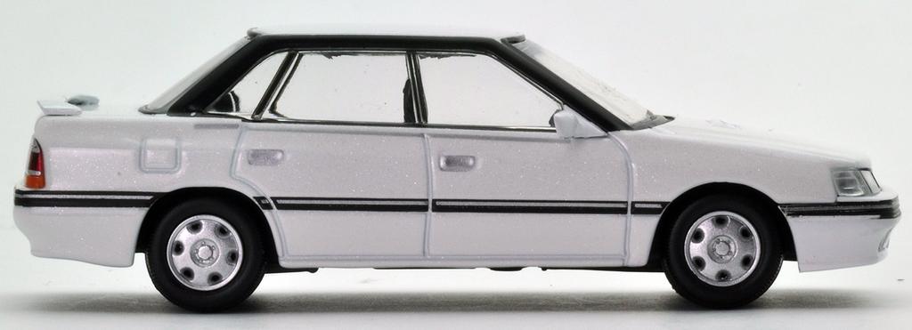 Tomica Limited Vintage Neo Subaru Legacy GT Completed Product 1/64 LV-N132a (White)