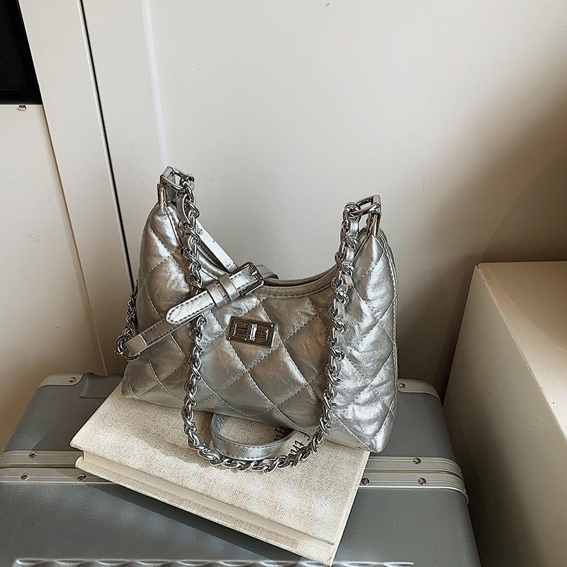 Сумка Xiaoxiangfeng премиум-класса женская новая 2025 осень-зима модная ромбовидная сумка-ведро с цепочкой универсальная сумка через плечо