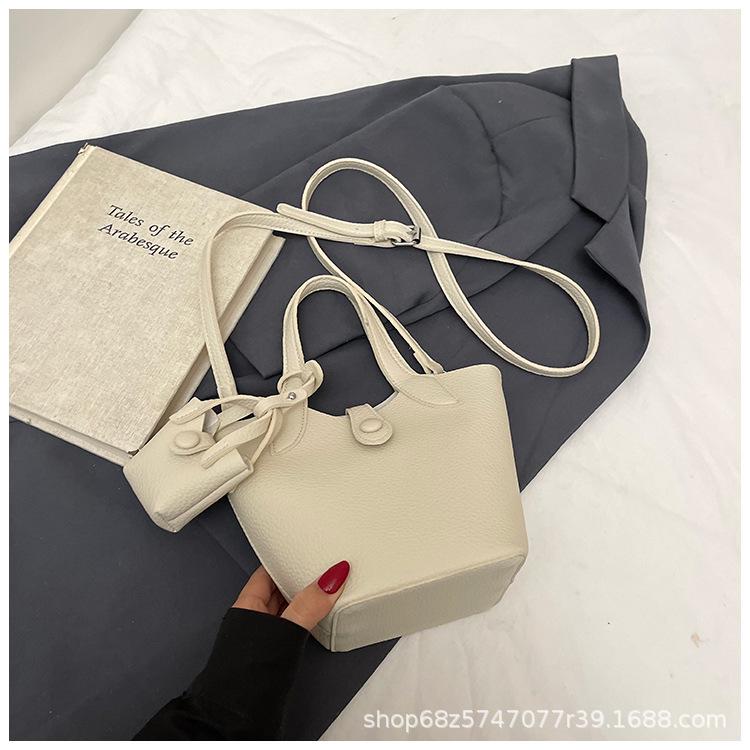This Year's Popular Hand-held Vegetable Basket Bag Women's 2025 Spring New Fashionable Shoulder Bag Simple Casual Bucket Bag