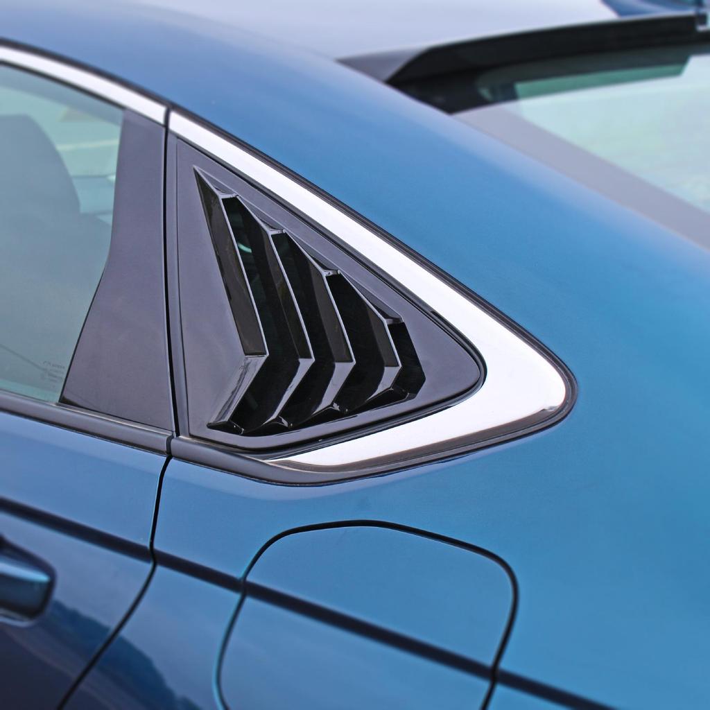 Совместимо с Accord 11-го поколения 2023 года: улучшен спойлером на крыше, передним сплиттером, боковыми юбками, жалюзи и задним спойлером.