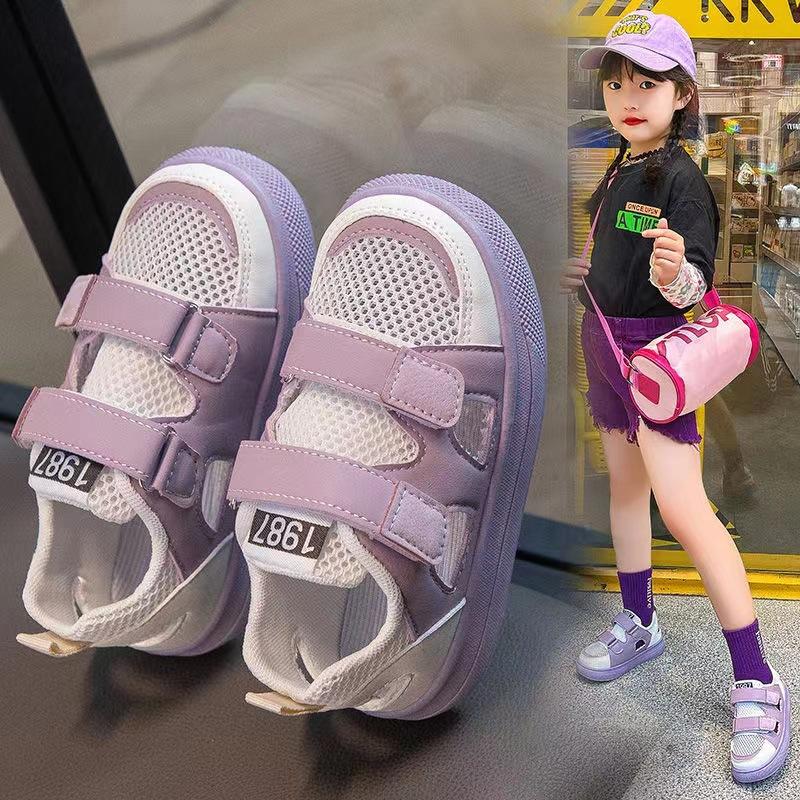 Летние новые полые кроссовки для мальчиков и девочек, дышащие летние детские туфли с закрытым носком и одной сеткой