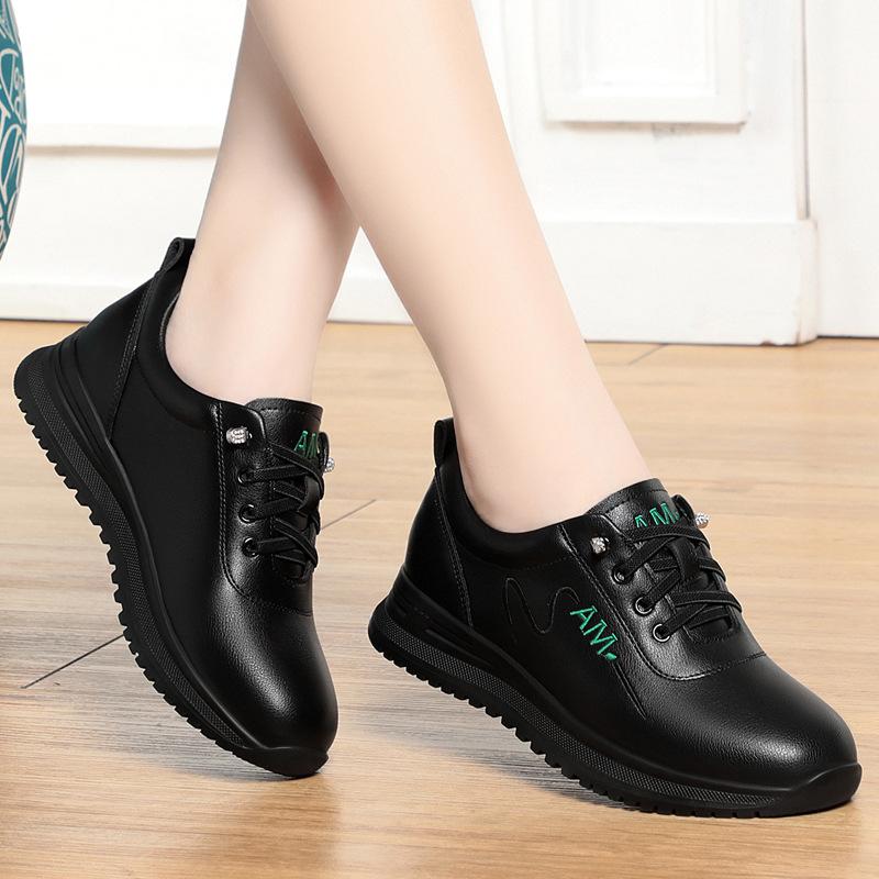 Lightweight Shoes, Comfortable and Non-tiring Sports White Shoes for Women, Spring and Autumn Travel Casual Shoes, Soft-soled Women's Shoes