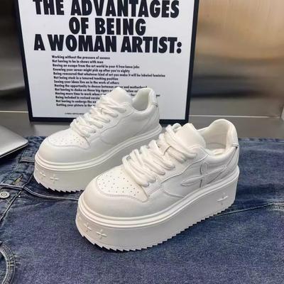 Платформенные белые женские туфли 2025 новые популярные осенне-зимние туфли-маффины с небольшой высотой, универсальная спортивно-повседневная обувь