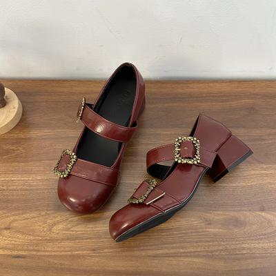 Модная металлическая пряжка со стразами, туфли-лодочки на квадратном каблуке, новинка осени, круглый носок, глубокий вырез, нескользящие, износостойкие, на высоком каблуке