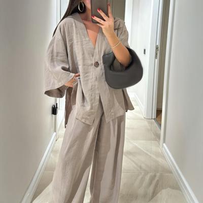 Женский свободный костюм из двух частей с длинными рукавами, V-образным вырезом и рубашками на одну пуговицу, с высокой талией