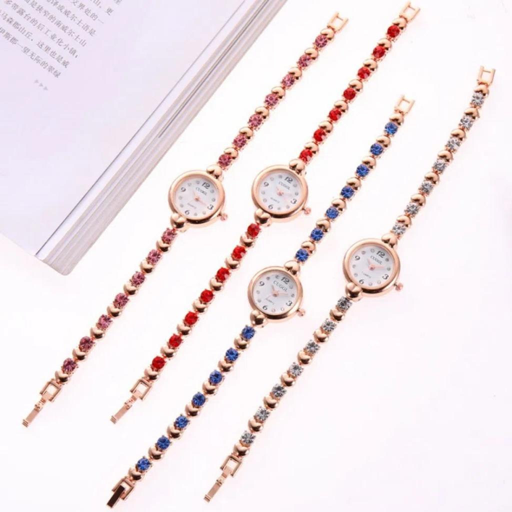 Легкие роскошные женские браслетные часы Элегантные кварцевые наручные часы Кварцевые часы со стразами Женские