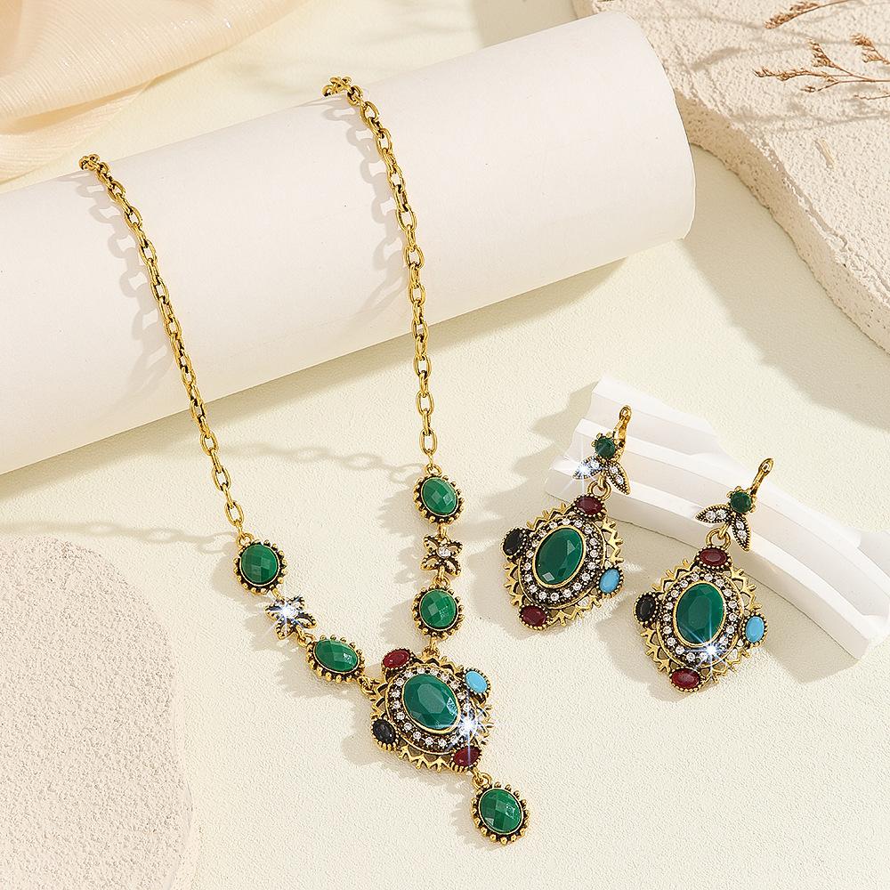 Vintage High-end Bohemian Colored Resin Alloy Necklace Earrings Two-piece Decoration