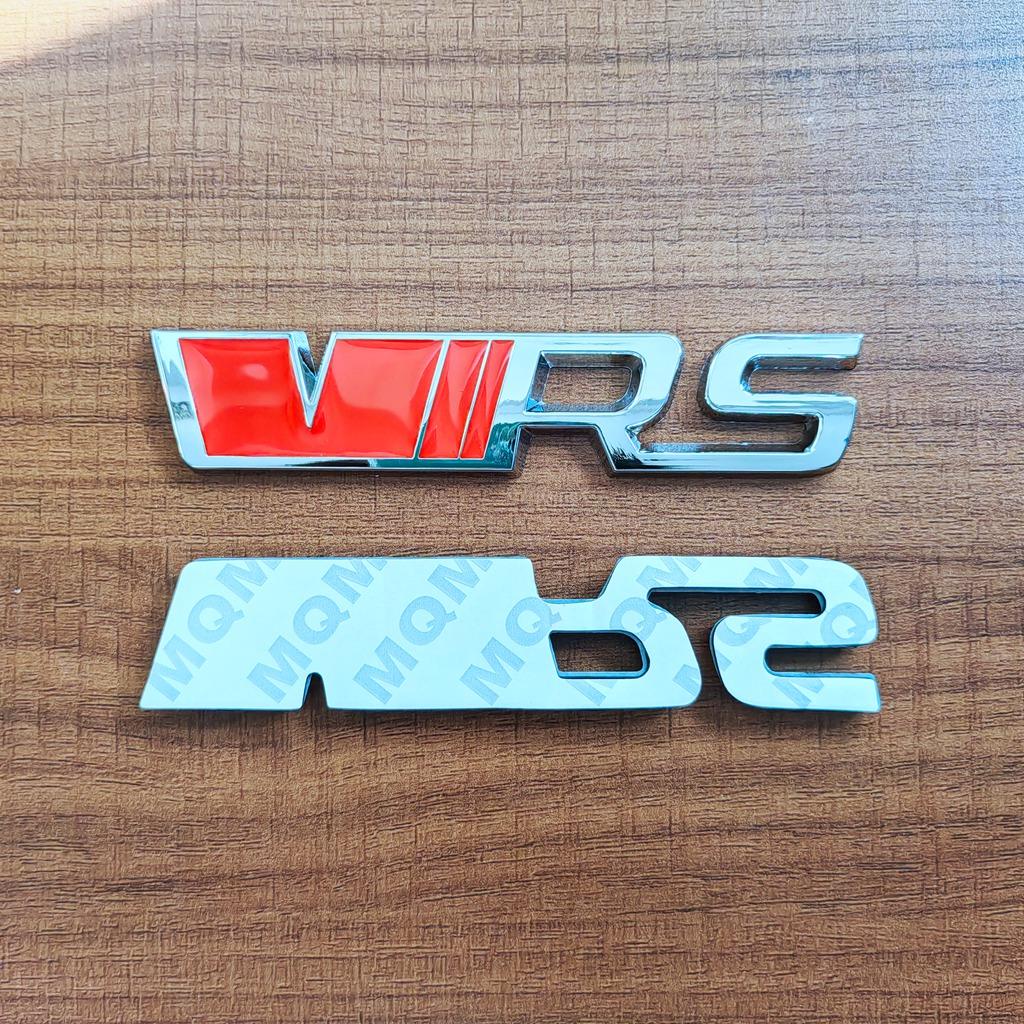 DAYB7 3D Metal RS Logo VRS Emblem Car Grill Badge For Skoda Kodiaq Rapid Fabia Octavia 1 2 3 A5 A7 MK1 MK3 MK4 VRS Sticker Accessories