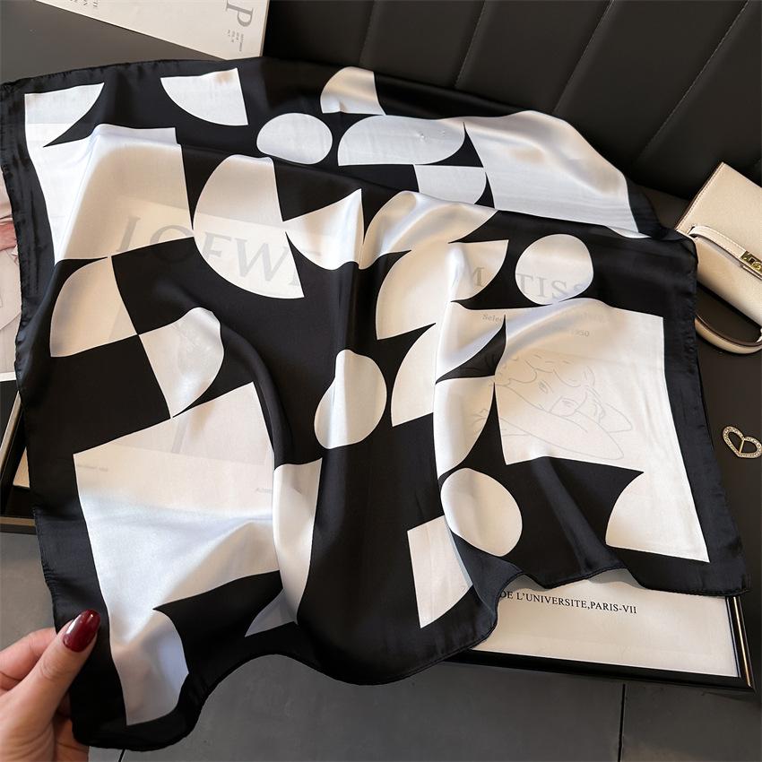 New Women Dot Imitated Silk Square Scarf Soft Satin Hairband Neckerchief Kerchief Head Hijab New Headband Foulard Ribbon Bandana