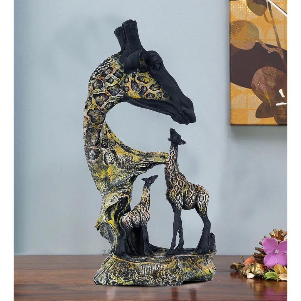 Latest Statue of Giraffe Sculpture for Home/Office/Cafe/Hotel Decor Decorative Gift Showpiece (Pack of 1, Resin, )