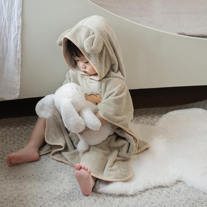 Детское банное полотенце, впитывающий детский банный халат с капюшоном, банные полотенца из кораллового флиса для новорожденных девочек и мальчиков, одеяло с вышивкой в виде мультфильма
