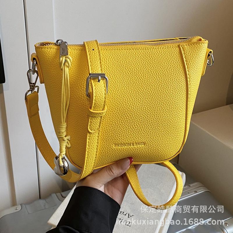 Premium mini commuter bucket bag women's 2025 spring and summer new small bag versatile fashion shoulder messenger bag