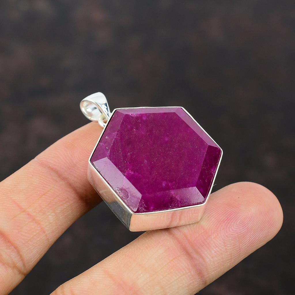 Faceted Kashmir Ruby Pendant 925 Sterling Silver Pendant Top Quality Gemstone Jewelry Handmade Pendant Gift For Friend Latest Design Jewelry