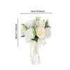 Свадебный букет Искусственные цветы Реалистичные искусственные шелковые розы Невеста держит свадебный букет