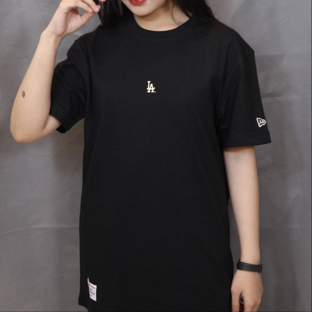 New Era T-Shirts Unisex Black Crew Neck Moderate Straight Fit 13731452