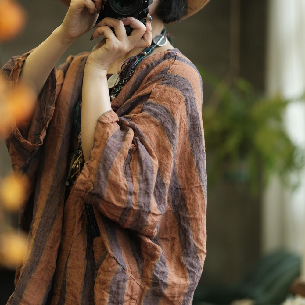 Johnature Vintage Women Striped T-Shirts Patchwork O-Neck Long Sleeve Autumn New Button Chinese Style Female T-Shirts